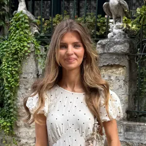 Baby-sitter expérimentée à Paris (75016)