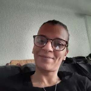 Aide ménagère.  Femme de ménage 