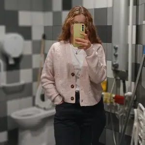Baby-sitter expérimentée à Lourdes
