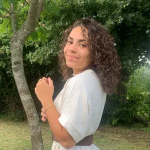 Adèle, nounou diplômée du CAP AEPE 