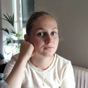 Baby-sitter expérimenté autour de Saint-Thégonnec 