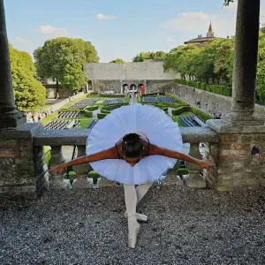 Babysitter viaggio sportivo