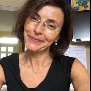 Babysitter Carla Costa