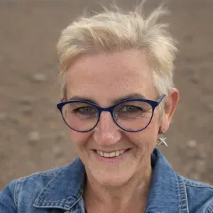 Niñera con experiencia – en Orihuela