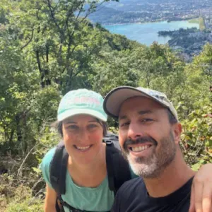 Recherche baby-sitter - garde d'enfants à Aix-Les-Bains