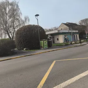 Je vais donner beaucoup force pour votre service 