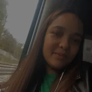 Si buscas alguien comprometida, estaré encantada de ayudarte