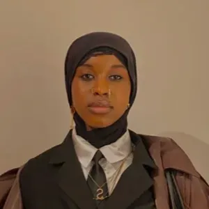 Baby-sitter fiable et sympa à Paris et aux alentours !