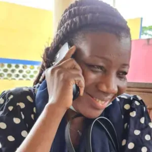 Nounou – 30 ans d'expérience – Disponible temps plein