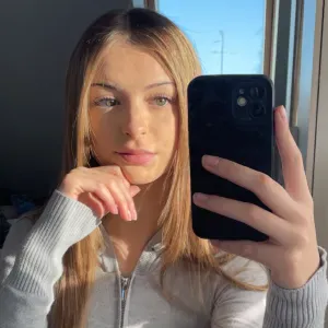 Pet-sitter sérieuse et attentionnée– visites & promenades