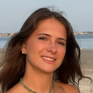 baby-sitter disponible à rueil 