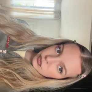 Babysitter ? Nanny expérimentée a Paris et 92