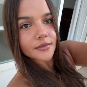 Babysitter carinhosa e atenciosa