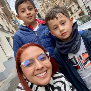 Garde d'enfants avec confiance et bienveillance