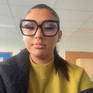 Baby-sitter dynamique et responsable à Paris