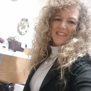 Empregada limpeza responsável em leiria