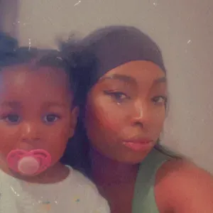 Je recherches une nounou 