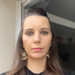 Auxiliaire parental avec 20 ans d'expérience