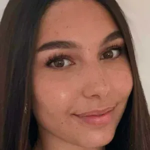 Baby-sitter expérimenté à saint claire du Rhône 