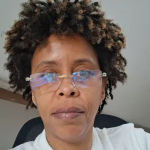 Femme de ménage disponible Charleroi