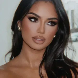 jeune fille soutient scolaire 