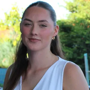 Babysitterin mit Erfahrung aus dem familiären Umfeld