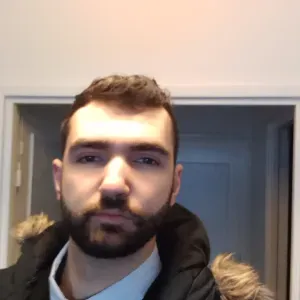 Baby-sitter sur roubaix, ponctuel et calme