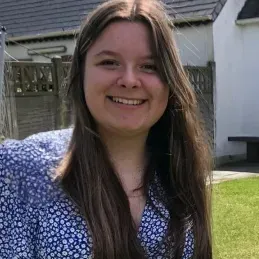 Femme de menage disponible Pont-Château et alentours