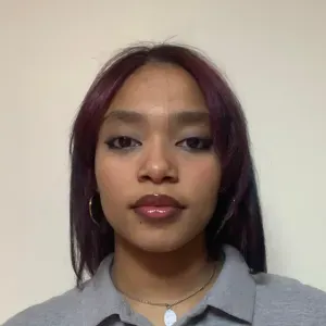 Babysitter com experiência em Angola