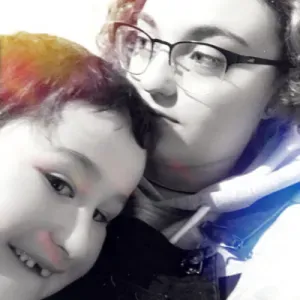 Fiable, ponctuelle et bilingue en espagnol