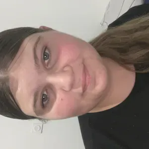 Femme de ménage à et baby-sitter a ales