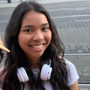 Au Pair und jetzt ich mache Asbildung als Kinder Pflege