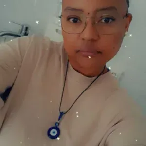 Je travaille a paris comme femme menage 