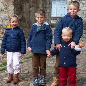 Je recherche une baby sitter