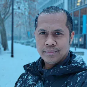 I have experience in house, hotel cleaning 