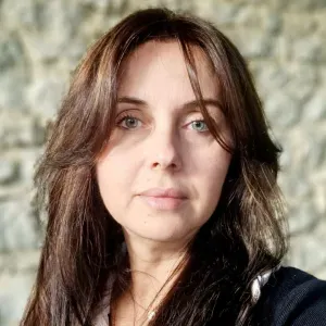Femme portugaise cherche des heures de ménage