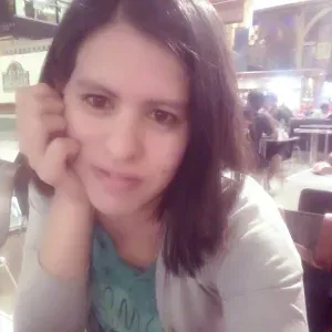 Baby-sitter expérimentée à Buenos Aires 