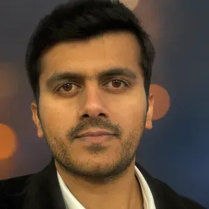 Friendly Babysitter Who Loves Kids