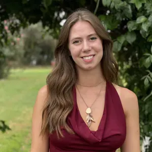 Babysitter com experiência em ALMANCIL 