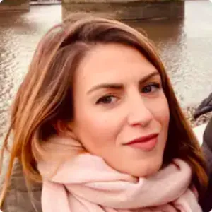 Recherche Femme de Ménage pour Location Courte Durée