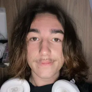 Baby-sitter ou aide ménagère sur Poitiers.