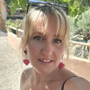 Cindy , aide de vie a domicile 