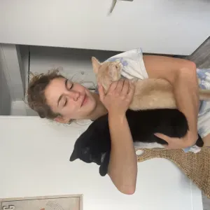 Pet-Sitter et actrice à Paris! 
