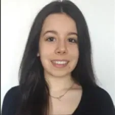 Etudiante proposant ses services