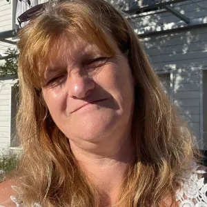 Agent service hospitalier en reconversion professionnelle 