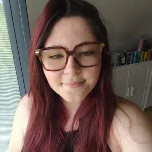 salut je m'appelle Énora et j'aimerais aider