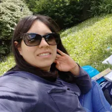 Aide à domicile, interne ou horaire. 