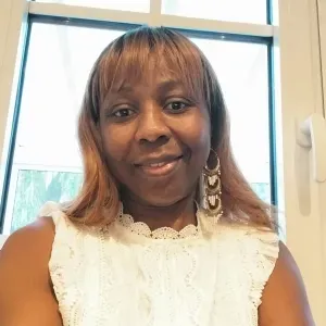 Infirmière expérimentée pour aider à domicile vos aînés