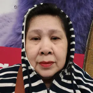 Garde d'enfants et femme de ménage à Paris.