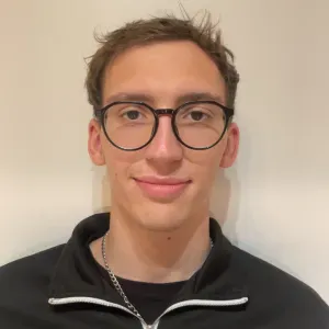 Im a Siter that is passionate about their job